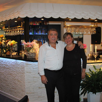 Inhaber Restaurant Armenia: Albert Markosjan Inhaber Restaurant Armenia: Albert Markosjan